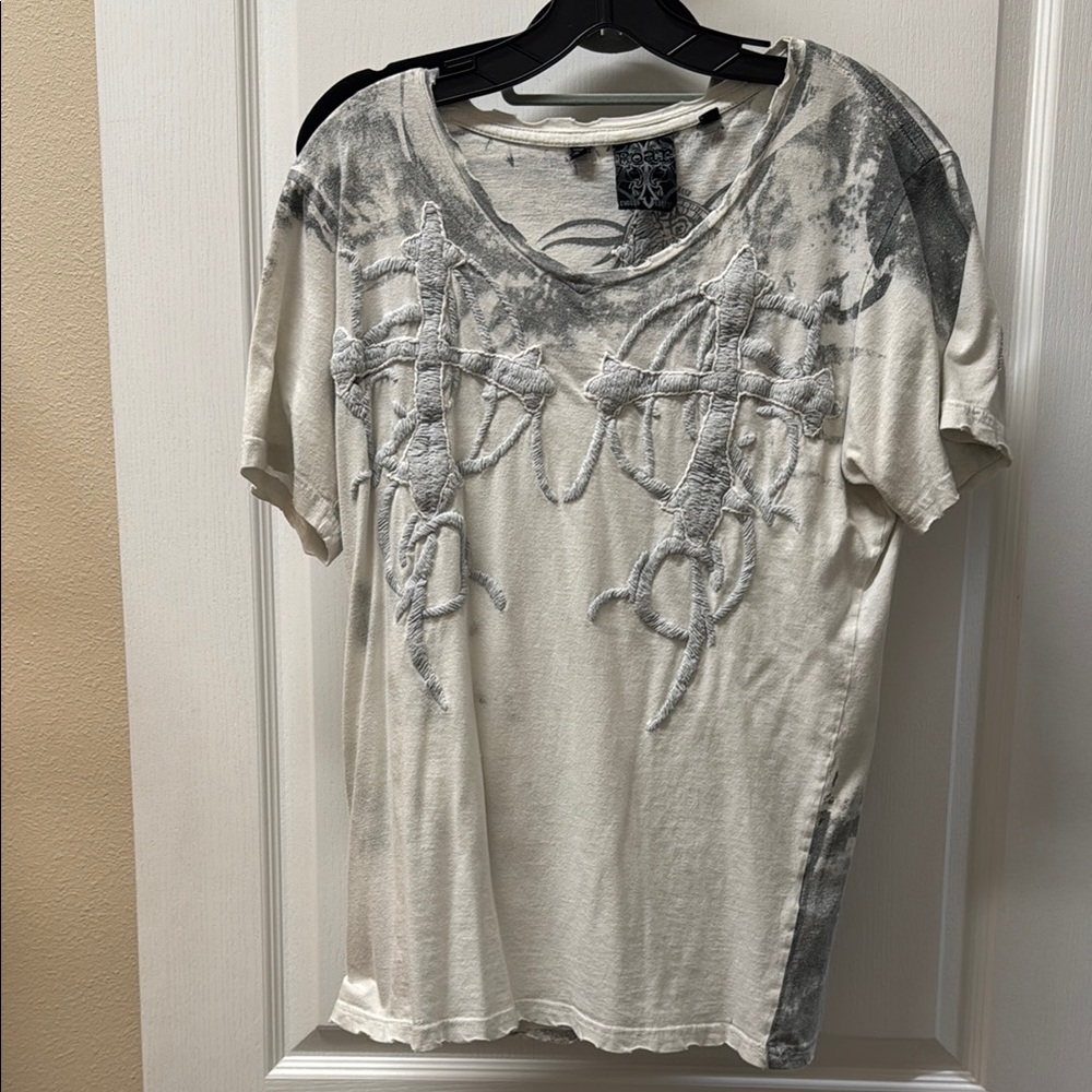 Roar Cream Graphic Short Sleeve T-Shirt